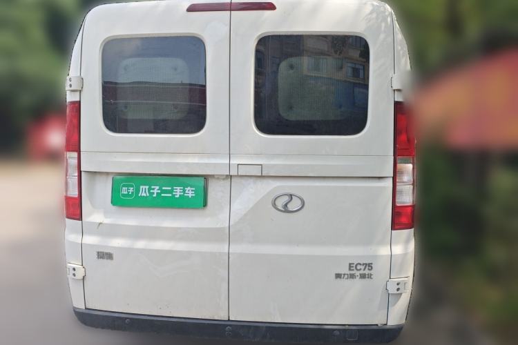 Used Ruichi EC75 2025 Model Passenger Vehicle Smart Driving Edition Pioneer I 41.5 kWh Rear
