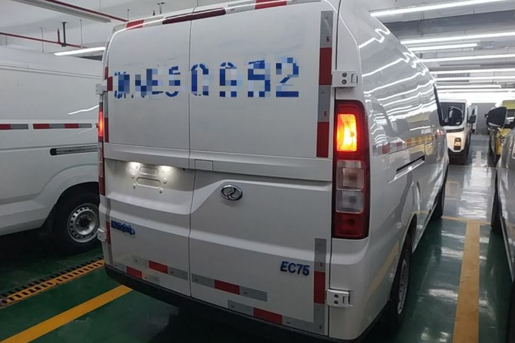 Used Ruichi EC75 2025 Intelligent Driving Ultra-Charging Version Pioneer II Type 50.1 kWh Rear