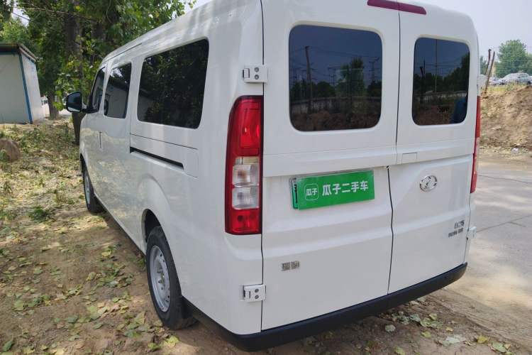 Used Ruichi EC75 2025 Model Passenger Vehicle Smart Driving Ultra-Charging Edition Superior II 50.1 kWh Rear Left 45 Deg