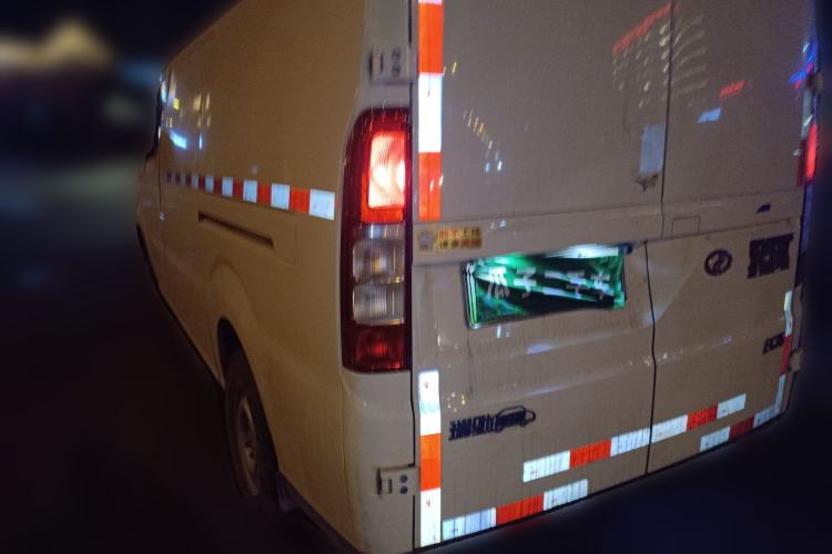 Used Ruichi EC75 2025 Smart Drive Edition Pioneer Type I 41.85 kWh Rear Left 45 Deg