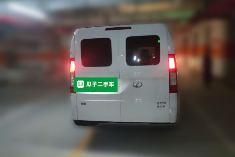Used Ruichi EC75 2025 Model Passenger Vehicle Smart Driving Ultra-Charging Edition, Pioneer Type I, 52.16 kWh Rear