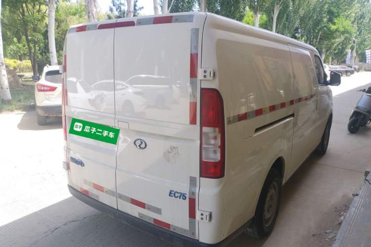 Used Ruichi EC75 2025 SmartDrive Edition Pioneer II 41.86 kWh Rear Right 45 Deg