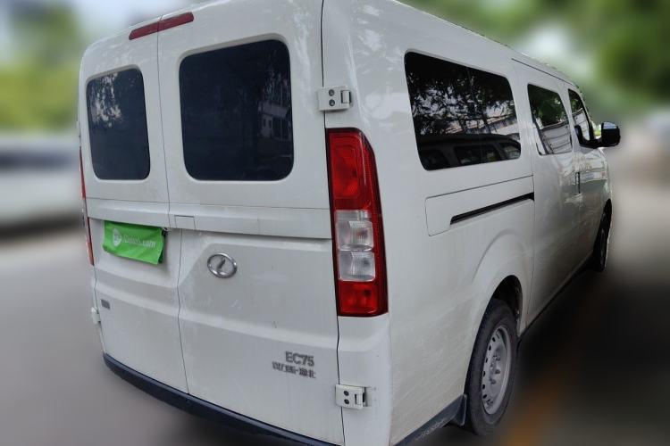 Used Ruichi EC75 2025 Model Passenger Vehicle Smart Driving Ultra-Charging Edition Superior I 52.16 kWh Rear Right 45 Deg