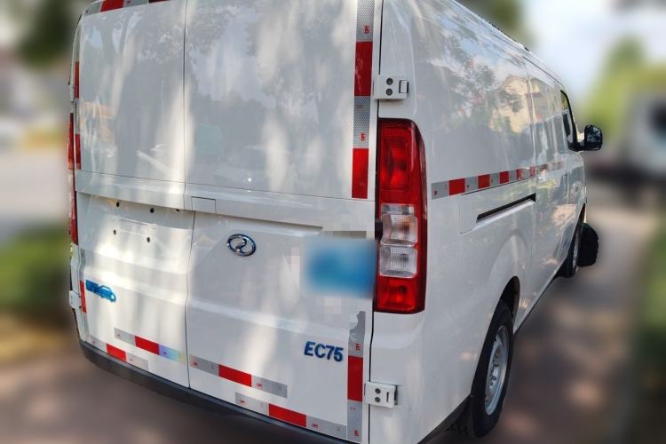 Used Ruichi EC75 2025 Model Freight Vehicle Smart Driving Ultra-Charging Edition Superior I 52.16 kWh Rear Right 45 Deg
