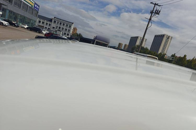 Used Ruichi EC75 2025 Model Passenger Vehicle Smart Driving Ultra-Charging Edition, Pioneer Type I, 52.16 kWh Roof