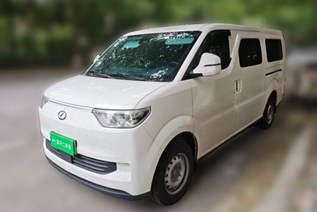 Used Ruichi EC75 2025 Model Passenger Vehicle Smart Driving Ultra-Charging Edition, Pioneer Type I, 52.16 kWh