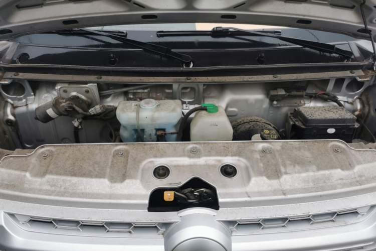 Used Ruichi ED71 2022 ED71 Cargo Pioneer Model I Engine Bay
