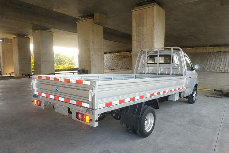 Used Ruichi ED71 2022 ED71 Cargo Pioneer Model I Exterior 5