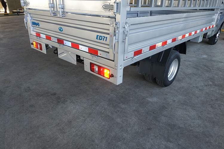 Used Ruichi ED71 2022 ED71 Side-Board Truck Pioneer Model I Exterior 6