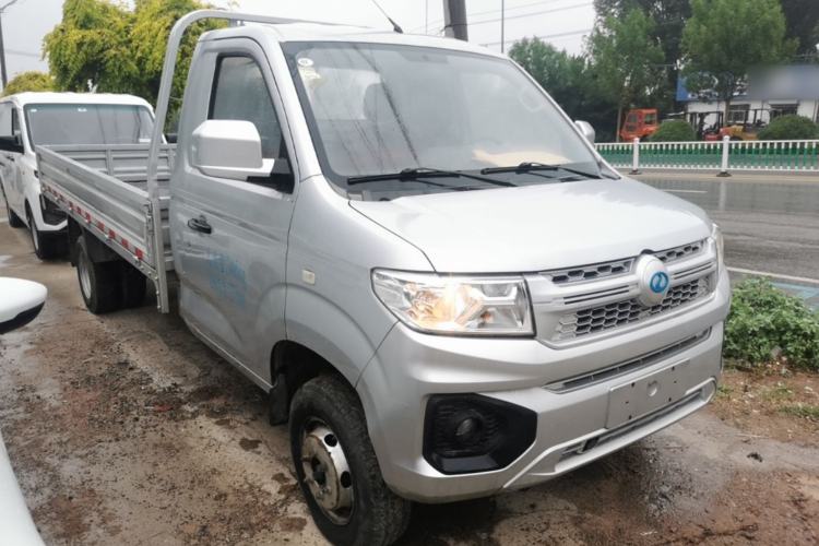 Used Ruichi ED71 2022 ED71 Cargo Pioneer Model I Front Right 45 Deg