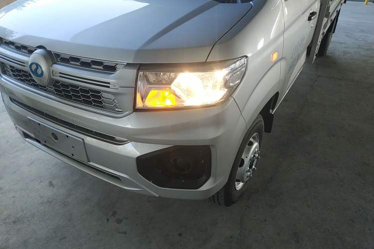 Used Ruichi ED71 2022 ED71 Side-Board Truck Pioneer Model I Left Front Headlight