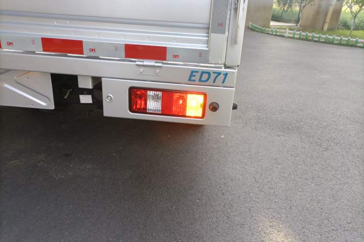 Used Ruichi ED71 2022 ED71 Cargo Pioneer Model I Right Rear Taillight