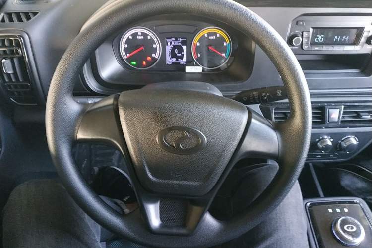 Used Ruichi ED71 2022 ED71 Side-Board Truck Pioneer Model I Steering Wheel