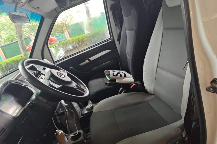 Used Ruichi EK07S 2020 Standard Edition 31.25 kWh Left Front Seat