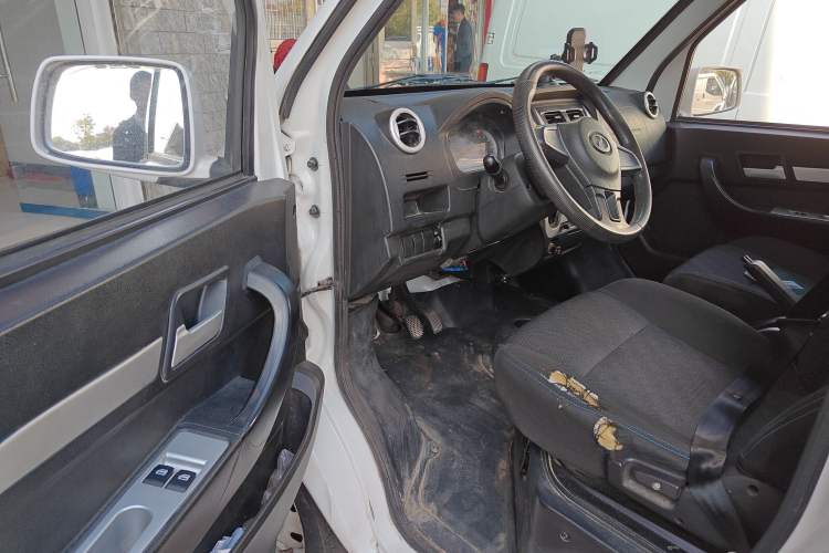Used Ruichi EK07S 2021 Standard Edition 31.25 kWh Driver Seat