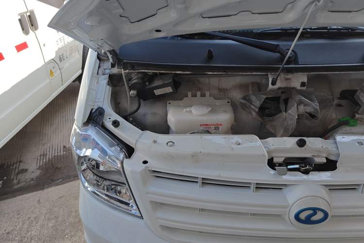 Used Ruichi EK07S 2021 Standard Edition 31.25 kWh Engine Bay Right