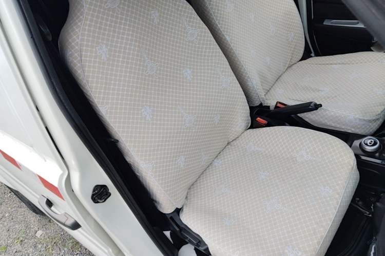 Used Ruichi EK07S 2021 Standard Edition 31.25 kWh Right Front Seat
