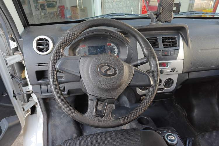Used Ruichi EK07S 2021 Standard Edition 31.25 kWh Steering Wheel