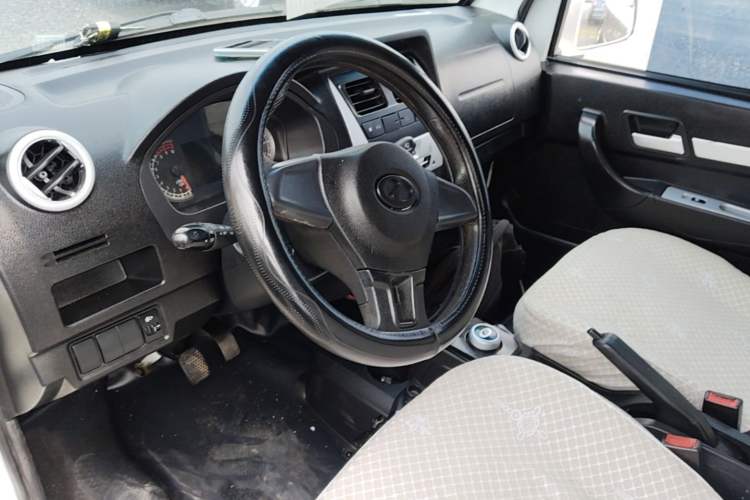 Used Ruichi EK07S 2021 Standard Edition 31.25 kWh Steering Wheel