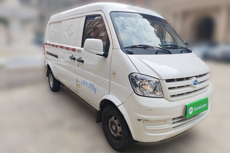 Used Ruichi EK07S 2022 Standard Edition 31.25 kWh Front Right 45 Deg