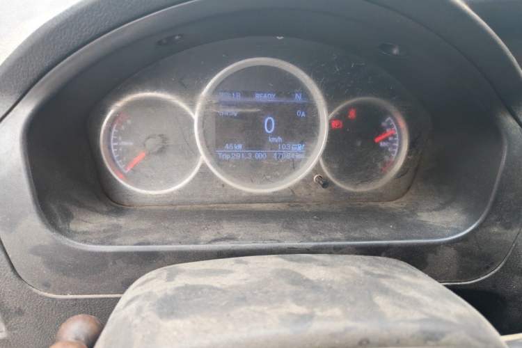 Used Ruichi EK07S 2022 Standard Edition 31.25 kWh Odometer Close Up