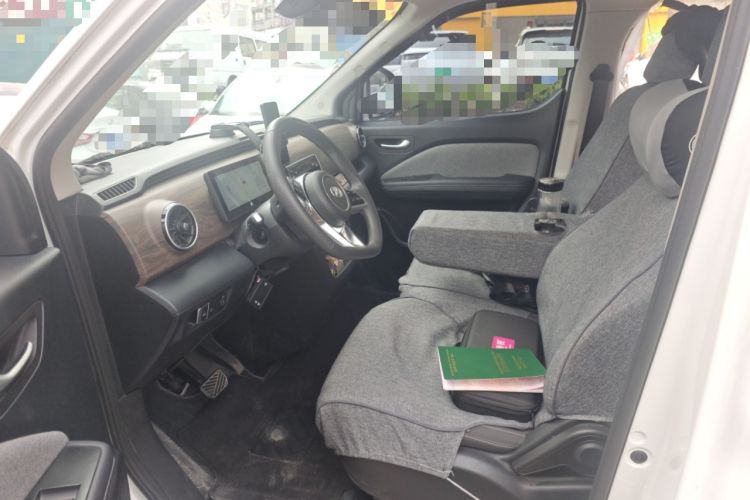 Used Ruichi R5 2025 Model Passenger Vehicle Smart Driving Ultra-Charging Edition, Pioneer Type I Driver Seat