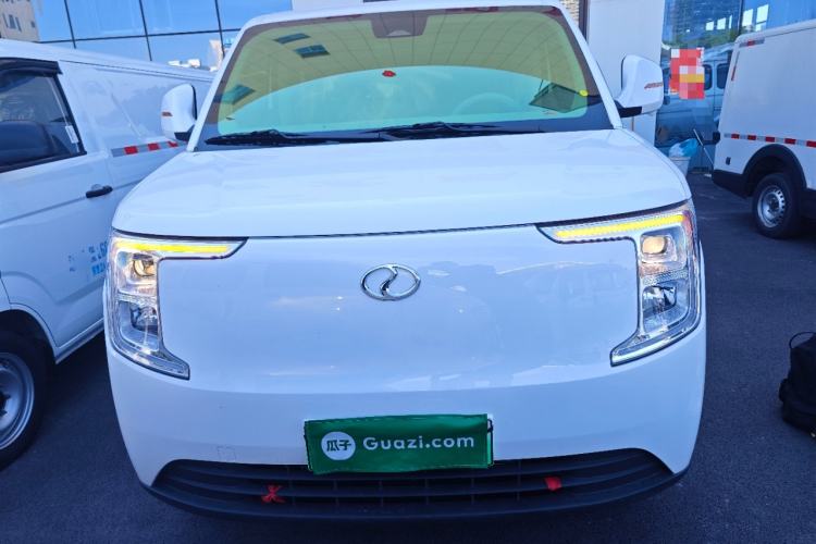Used Ruichi R5 2025 Model Passenger Vehicle Smart Driving Ultra-Charging Edition, Pioneer Type I Front