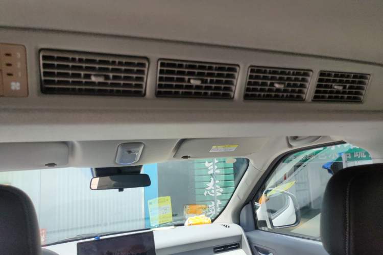 Used Ruichi R5 2025 Model, Freight Smart Charging Edition, Pioneer Type II Headliner