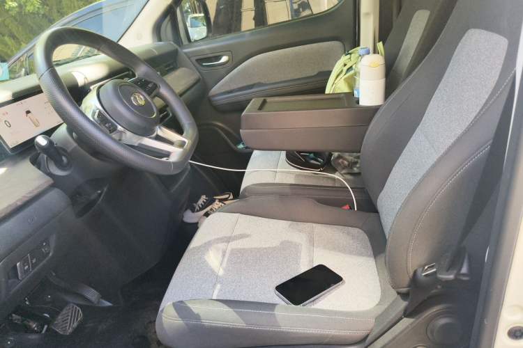 Used Ruichi R5 2025 Model Passenger Vehicle Smart Driving Ultra-Charging Edition, Pioneer Type I Left Front Seat