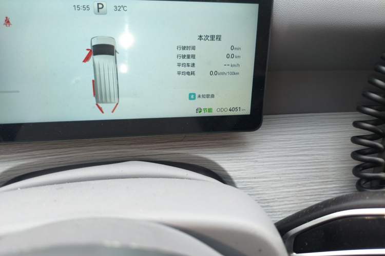 Used Ruichi R5 2025 Model, Passenger Smart Charging Edition, Beyond Type II Odometer Close Up