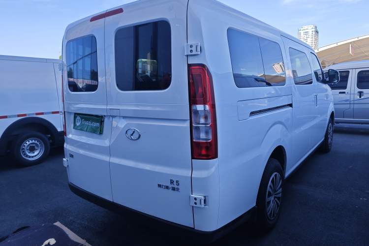 Used Ruichi R5 2025 Model Passenger Vehicle Smart Driving Ultra-Charging Edition, Pioneer Type I Rear Right 45 Deg