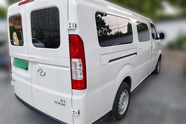 Used Ruichi R5 2025 Model, Passenger Smart Charging Edition, Beyond Type II Rear Right 45 Deg