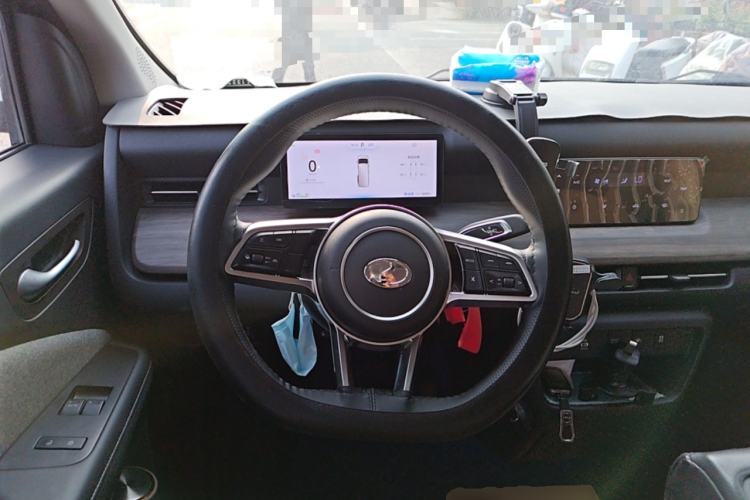 Used Ruichi R5 2025 Model Passenger Vehicle Smart Driving Ultra-Charging Edition, Pioneer Type I Steering Wheel