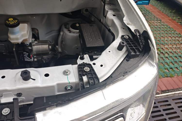 Used Ruichi R5 2026 Model Commercial Smart Charging Ultra-Advanced Version Superior Type I 6-seater Engine Bay Left