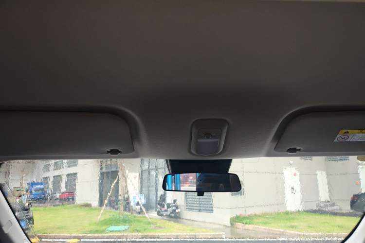 Used Ruichi R5 2026 Model Commercial Smart Charging Ultra-Advanced Version Superior Type I 6-seater Headliner