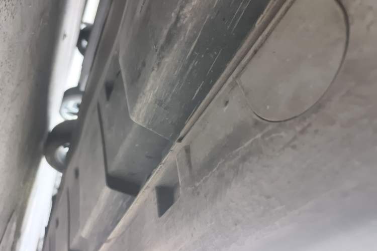 Used Ruichi S513 2020 Zhihao Model Chassis Rear Right