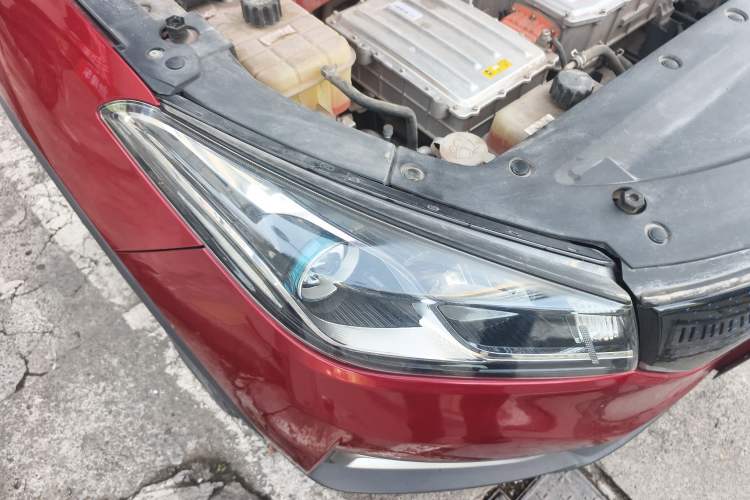 Used Ruichi S513 2020 Zhihao Model Right Front Headlight
