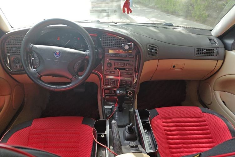 Used SAAB 9-5 2004 2.3T AERO Center Console