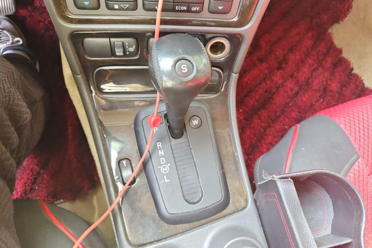 Used SAAB 9-5 2004 2.3T AERO Gear Lever