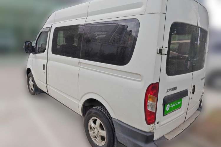 Used SAIC MAXUS 2014 2.5T Aotuntong Short Wheelbase Mid-Roof Model Rear Left 45 Deg
