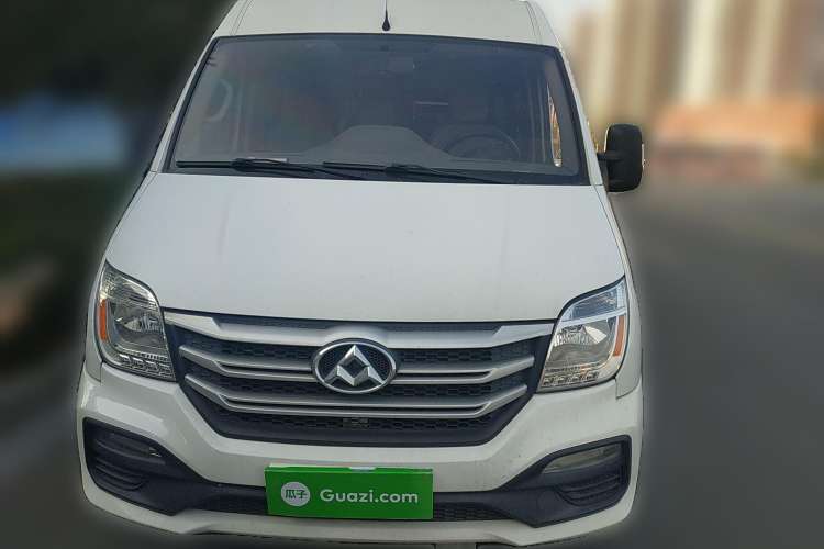 Used SAIC MAXUS 2018 2.5T 6-Speed Manual Aoyuntong Facelifted Short Wheelbase Mid-Height 5-6-Seater Front