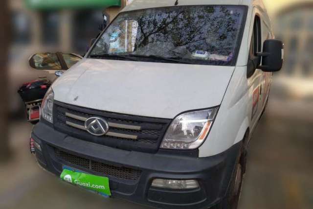 Used SAIC MAXUS 2019 2.5T Classic 6-Speed Manual Van Long Wheelbase Mid-Roof Design 2/3 Seats