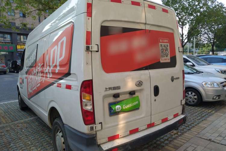 Used SAIC MAXUS 2019 2.5T Classic 6-Speed Manual Van Long Wheelbase Mid-Roof Design 2/3 Seats Rear Left 45 Deg
