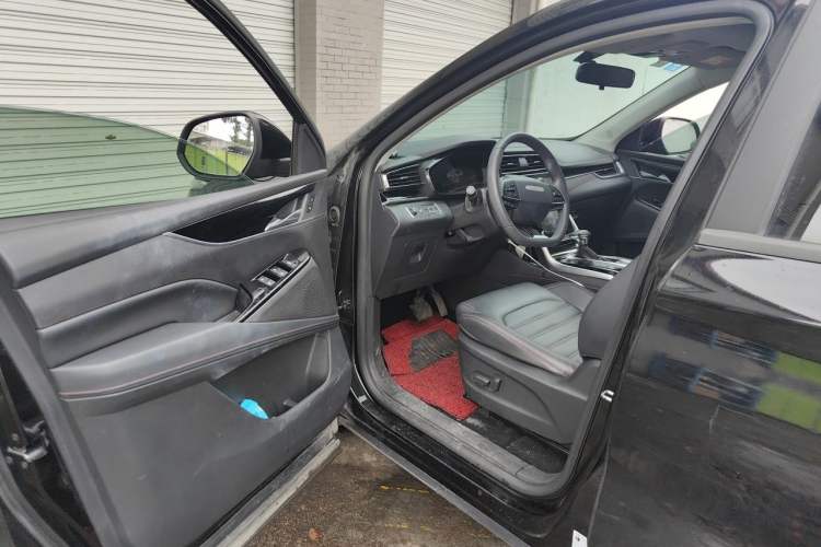 Used SAIC MAXUS D60 2019 1.5T Automatic Trend Edition 6-Seater Driver Seat