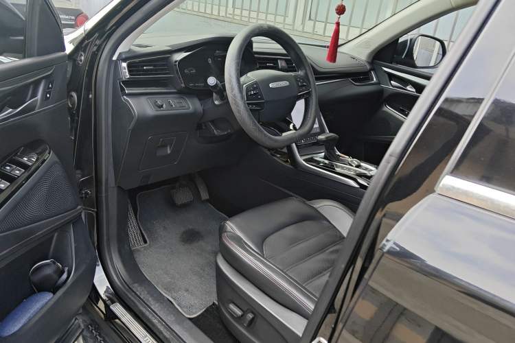 Used SAIC MAXUS D60 2019 1.5T Automatic Luxury Edition 5-seater Driver Seat