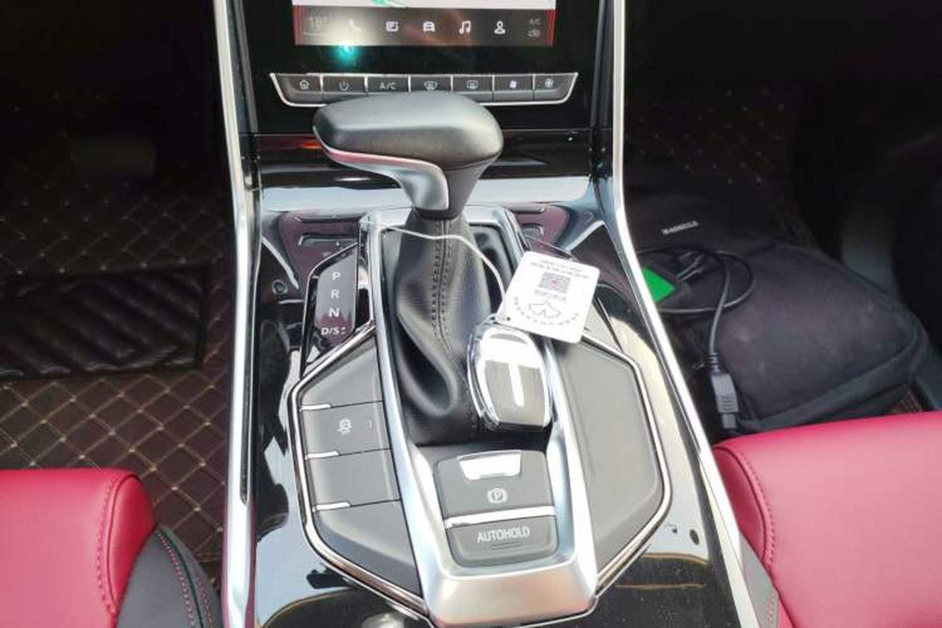 Used SAIC MAXUS D60 2019 1.5T Automatic Geek Entry-Level 5-Seater Gear Lever
