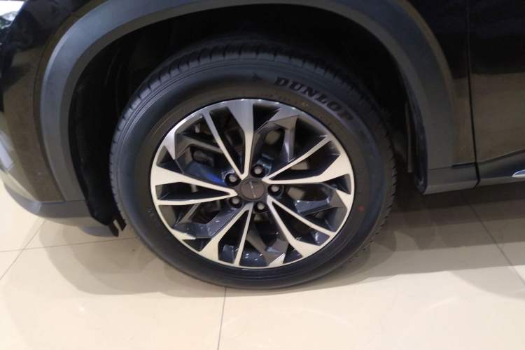 Used SAIC MAXUS D60 2019 1.5T Automatic Comfort Edition 5 Seats Left Front Wheel Hub