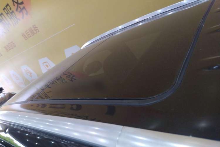 Used SAIC MAXUS D60 2019 1.5T Automatic Comfort Edition 5 Seats Roof