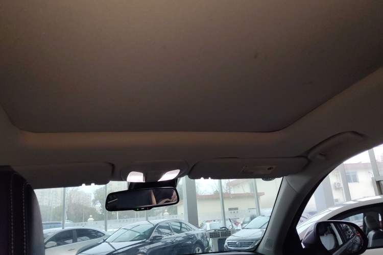 Used SAIC MAXUS D60 2019 1.5T Automatic Prestige 7-Seater Headliner