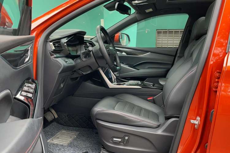 Used SAIC MAXUS D60 2019 1.5T Automatic Luxury Edition 5-seater Driver Seat